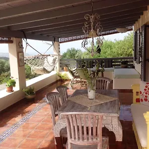 Villa Il Suo Paradiso, Dhavgata