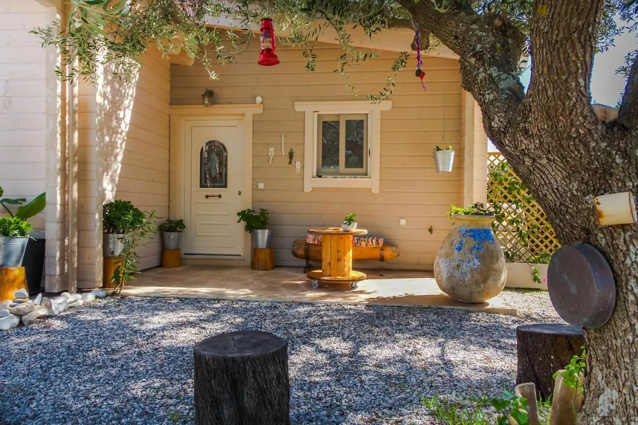 Driftwood Villa Karavados