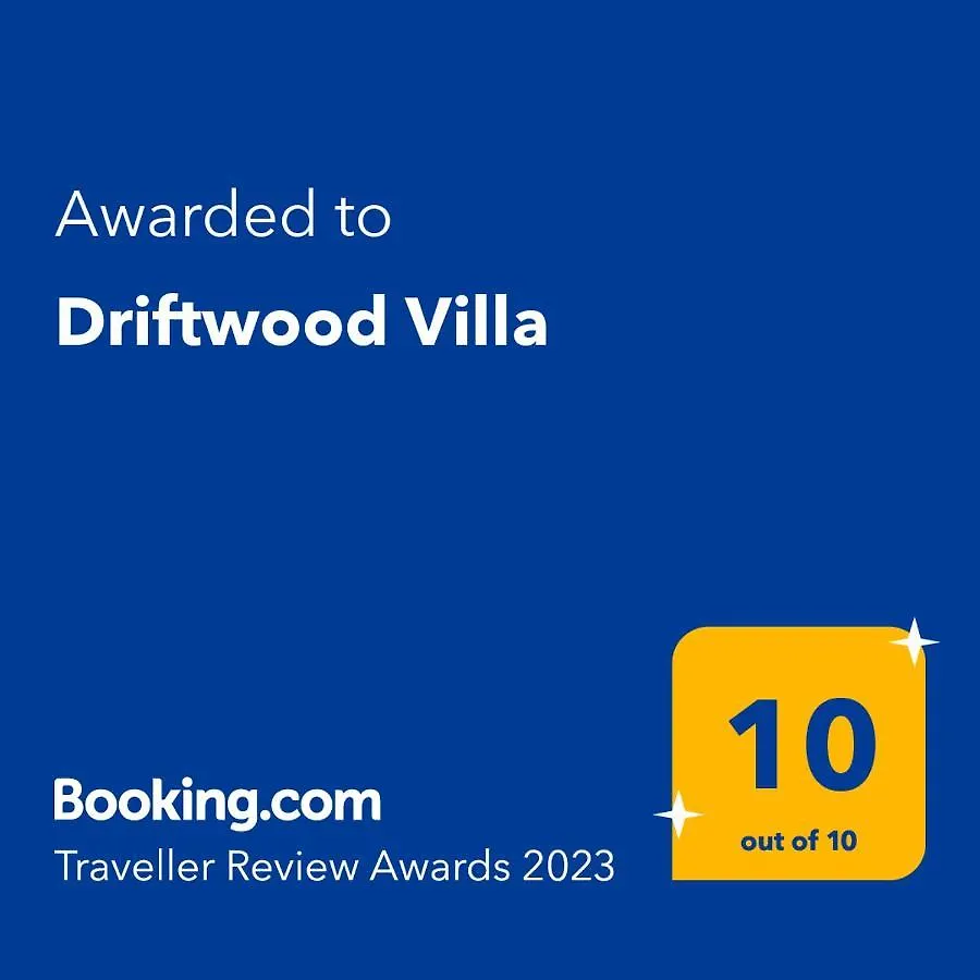 Driftwood Villa Karavados