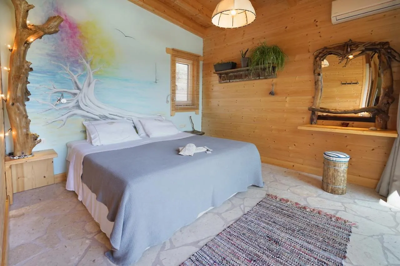 Driftwood Villa Karavados