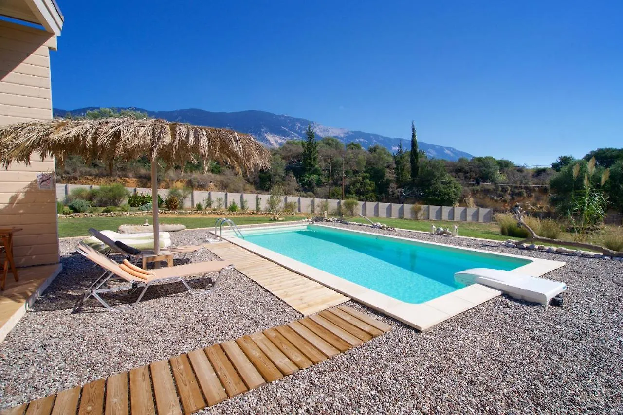 Driftwood Villa Karavados