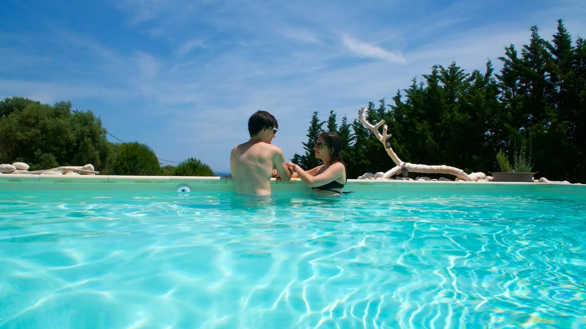 Driftwood Villa Karavados 0*,